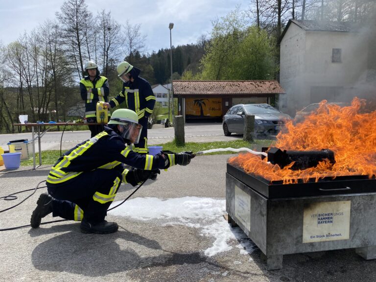 Mehr über den Artikel erfahren Ausbildung am Schaumtrainer