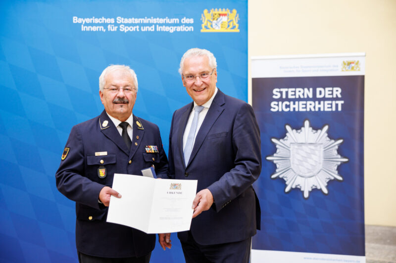 Verleihung Staatsmedaille ‚Stern der Sicherheit‘ 2024″