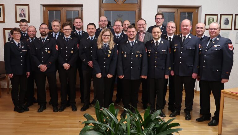 Mehr über den Artikel erfahren Vier Wehren aus dem Bereich Freihung gründen gemeinsame Gemeindejugendfeuerwehr
