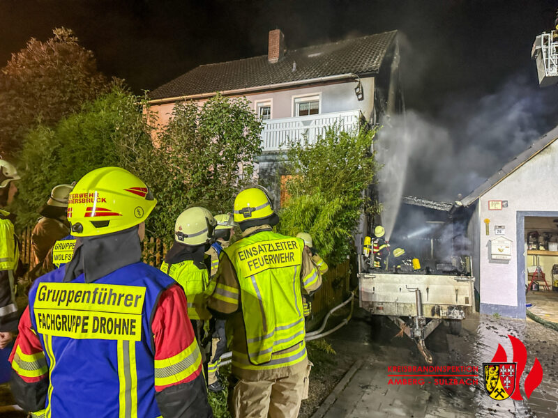 B 3 PERSON | im Gebäude – Zimmer (Person in Gefahr)