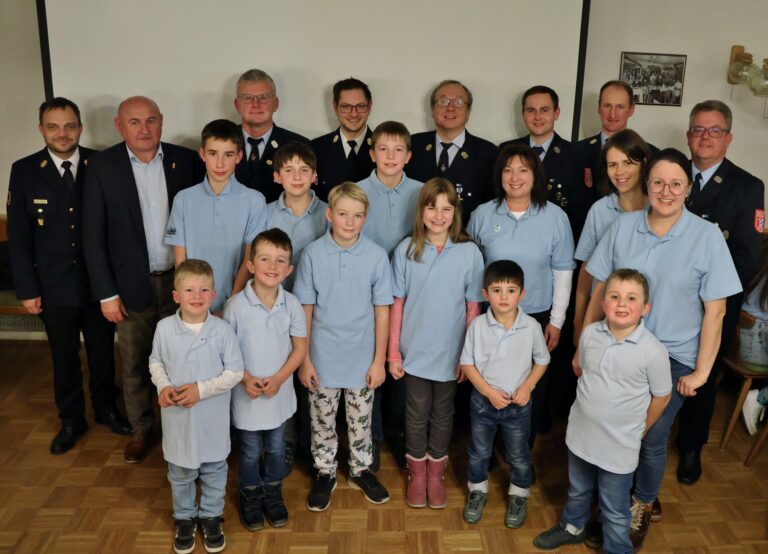 Mehr über den Artikel erfahren Feuerwehr Adlholz gründet eigene Kinderfeuerwehr